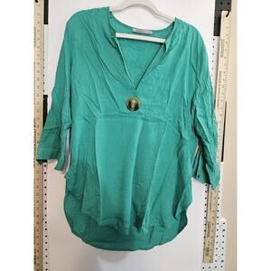Arianna by Howard's Green Button Blouse